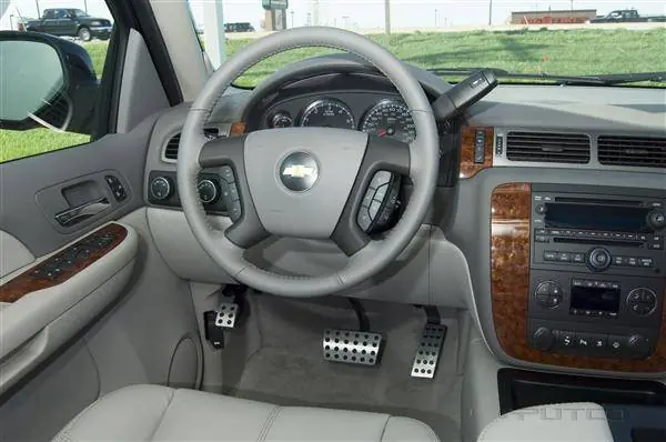 GMC Yukon Putco Street Design Liquid Pedals - 931150 Crafted