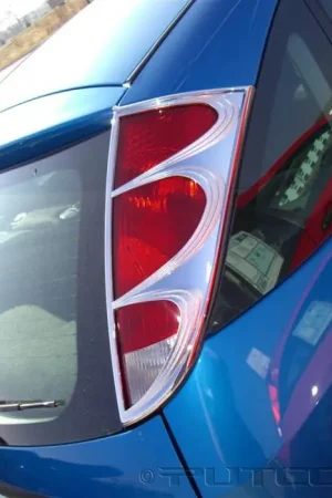 Premium Ford Focus Wagon Putco Taillight Covers - 400848