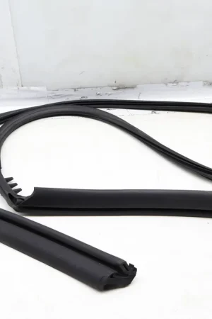 Audi Rear Convertible Top Seal / Weather Stripping 8V7871632 Hot Picks