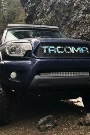 Cali Raised 05-15 Toyota Tacoma 32In Lower Bumper Flush Led Light Bar Kit - Blue Backlight - Small New Release